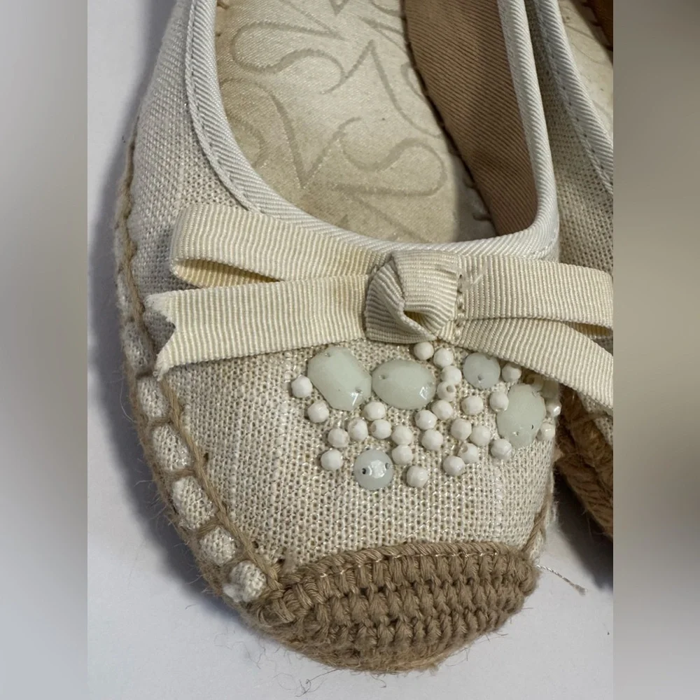Simply Vera Vera Wang Embellished Espadrille Flats size 7